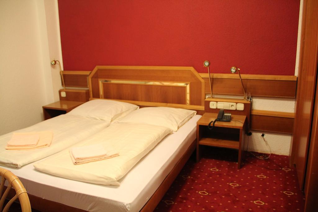 Wali'S Hotel Bielefeld Phòng bức ảnh