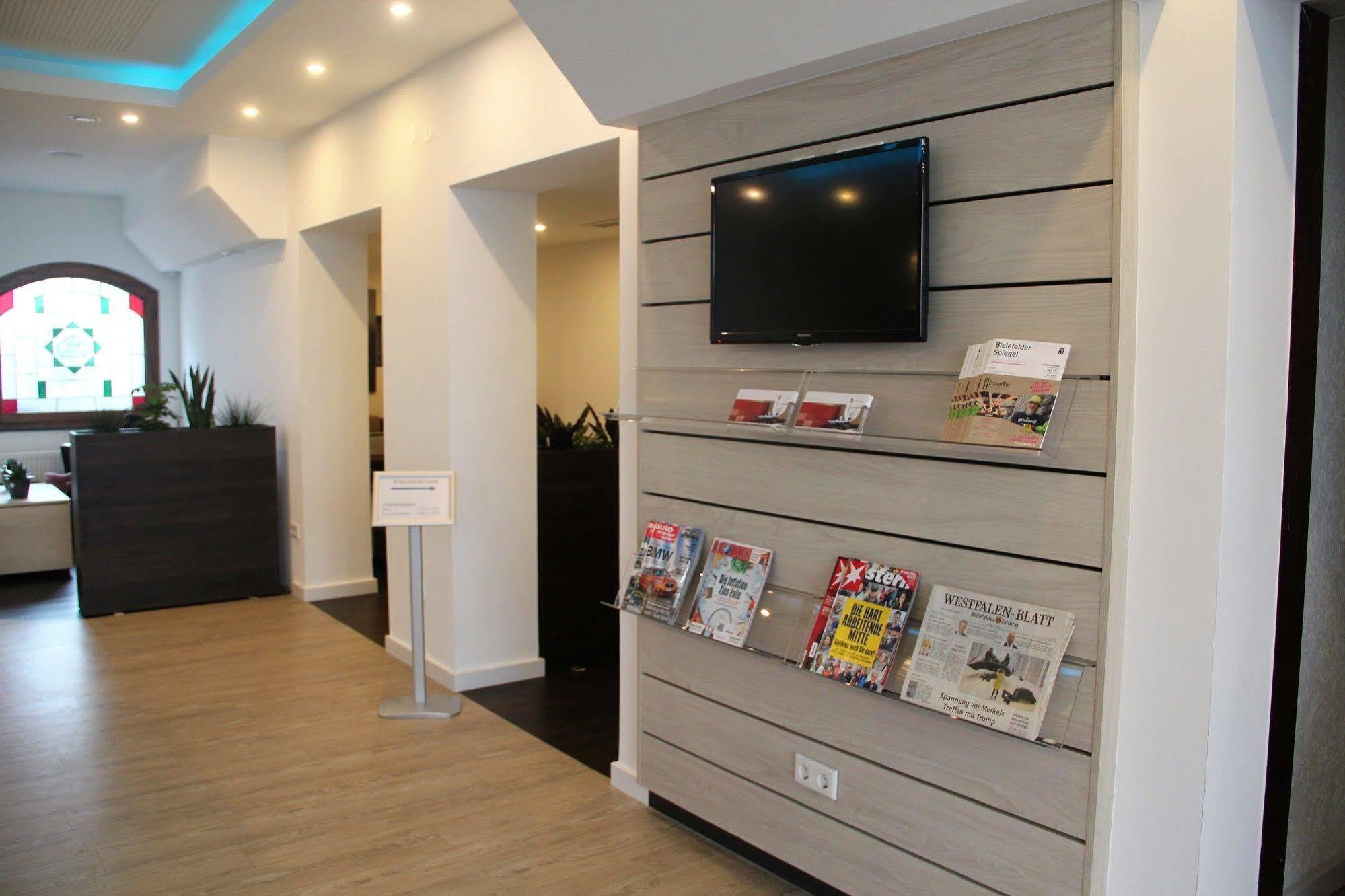 Wali'S Hotel Bielefeld Ngoại thất bức ảnh