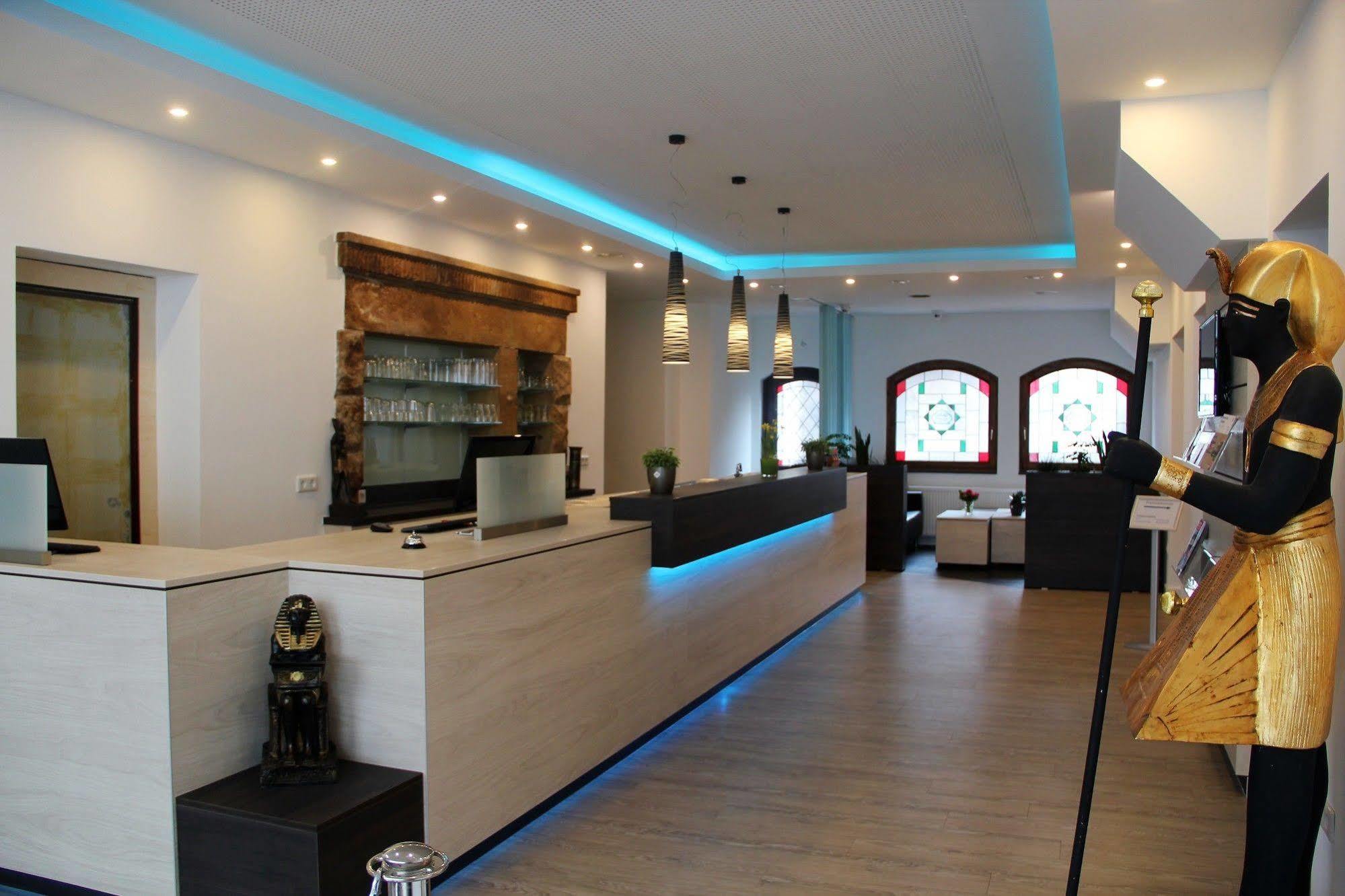 Wali'S Hotel Bielefeld Ngoại thất bức ảnh